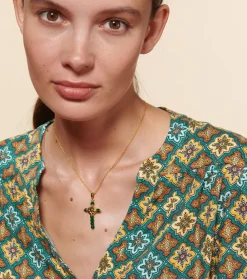 Femme Souleiado Bijoux | Collier Croix Fleur d'Arles et perles émeraudes