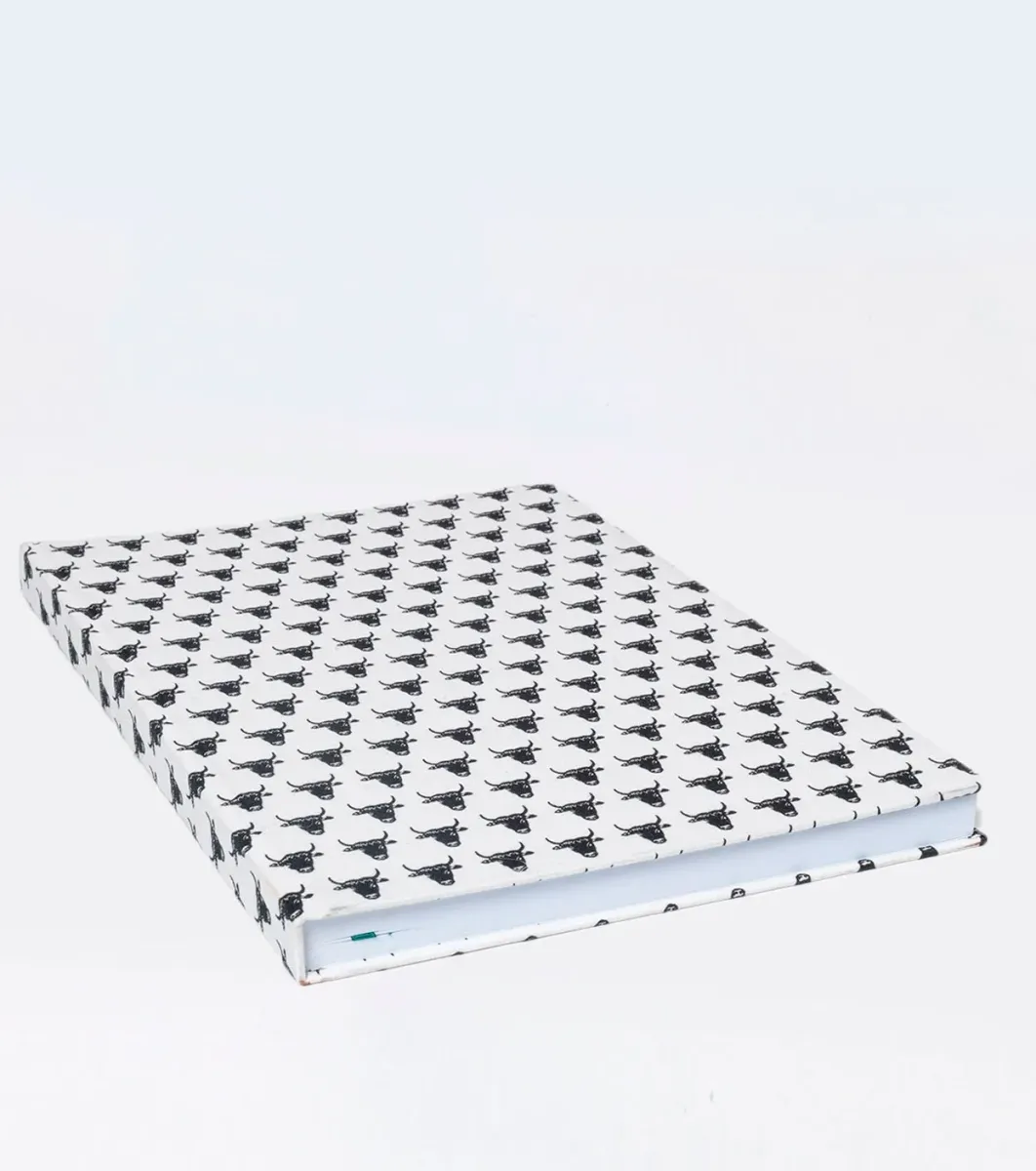 Souleiado Décoration | Grand carnet Mini Taureau blanc noir
