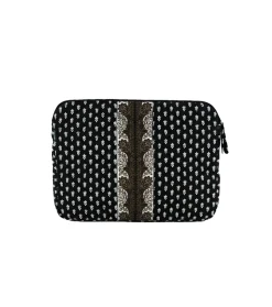 Souleiado Ligne De Voyage | Pochette AÏPADOU La Mouche blanc fond noir